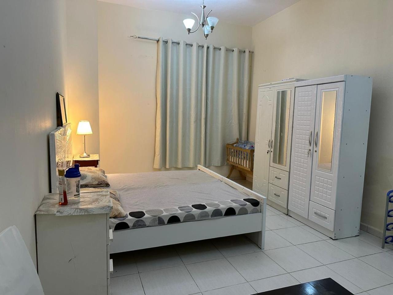Private - Al Nahda2 Near Zulekha Hospital * Dubai
